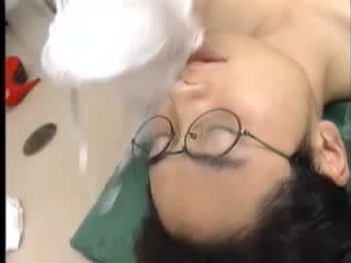 Japonesa profesora violates su nerd estudiante vídeo