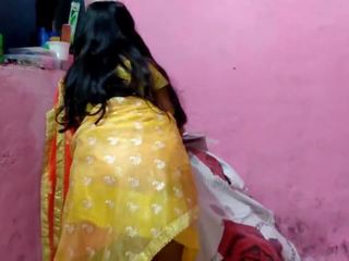 Desi Bhabhi Has Hard Sex with Her Boss, Porn 4d