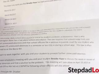 Stepdad fucks hans dotter eftersom av illa grades i skola