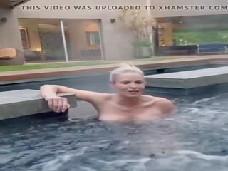 Chelsea Handler in Hot Tub, Free Funny HD Porn 6b