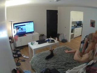 Ẩn camera catches gian lận blm hàng xóm fucking của tôi thiếu niên vợ trong của tôi riêng giường
