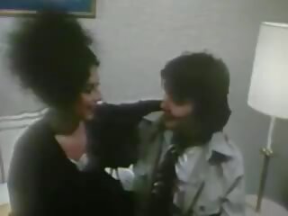 Hotel pengait 1975: free sexing porno video b5
