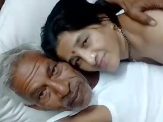 Indian Uncle Sex Clear Hindi with Girlfriend: Free Porn 4b